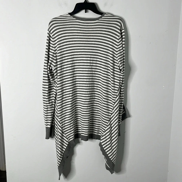 Torrid White & Gray Striped Scarf Hem Open Cardigan NWT - Picture 5 of 6
